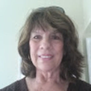 Meet your Posher, Lois